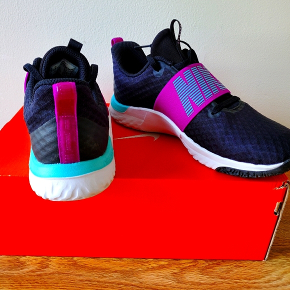 Nike Shoes - Nike Renew In Season Sneakers Size 8 Women’s